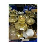 BOX CONTAINING MIXED BRASS OIL LAMPS ETC