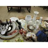 TRAY CONTAINING MIXED DECORATIVE PLATES, VASES ETC