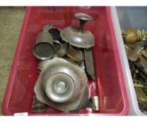 BOX OF MIXED PEWTER WARES, TANKARDS, PEDESTAL BOWLS ETC