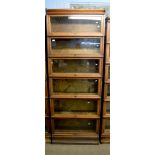 Early 20th century oak Globe Wernicke sectional bookcase, fitted with six glazed fronted