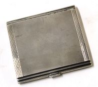 Art Deco silver cigarette case, Birmingham 1936, retailed by Pidduck, Hanley, 8cm diam