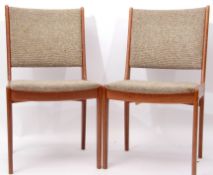 Set of four mid-century teak dining chairs with beige upholstery (4)