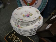 QUANTITY OF 19TH CENTURY FLORAL PRINTED PLATES