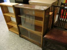 GLAZED FRONT MID-20TH CENTURY BOOKCASE, APPROX 74CM WIDE