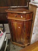 MODERN CORNER CUPBOARD, WIDTH APPROX 38CM