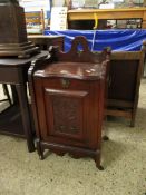 VICTORIAN MAHOGANY POT CUPBOARD, WIDTH APPROX 38CM