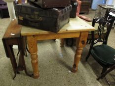 SMALL RECTANGULAR PINE KITCHEN TABLE, APPROX 90 X 75CM