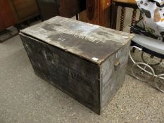 LARGE WOODEN TRAVELLING TRUNK OR PACKING CASE, WIDTH APPROX 102CM