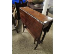 SMALL FOLDING OCCASIONAL TABLE, WIDTH APPROX 60CM