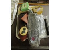 TRAY OF MIXED COSTUME JEWELLERY, LADIES PURSES, GLOVES ETC