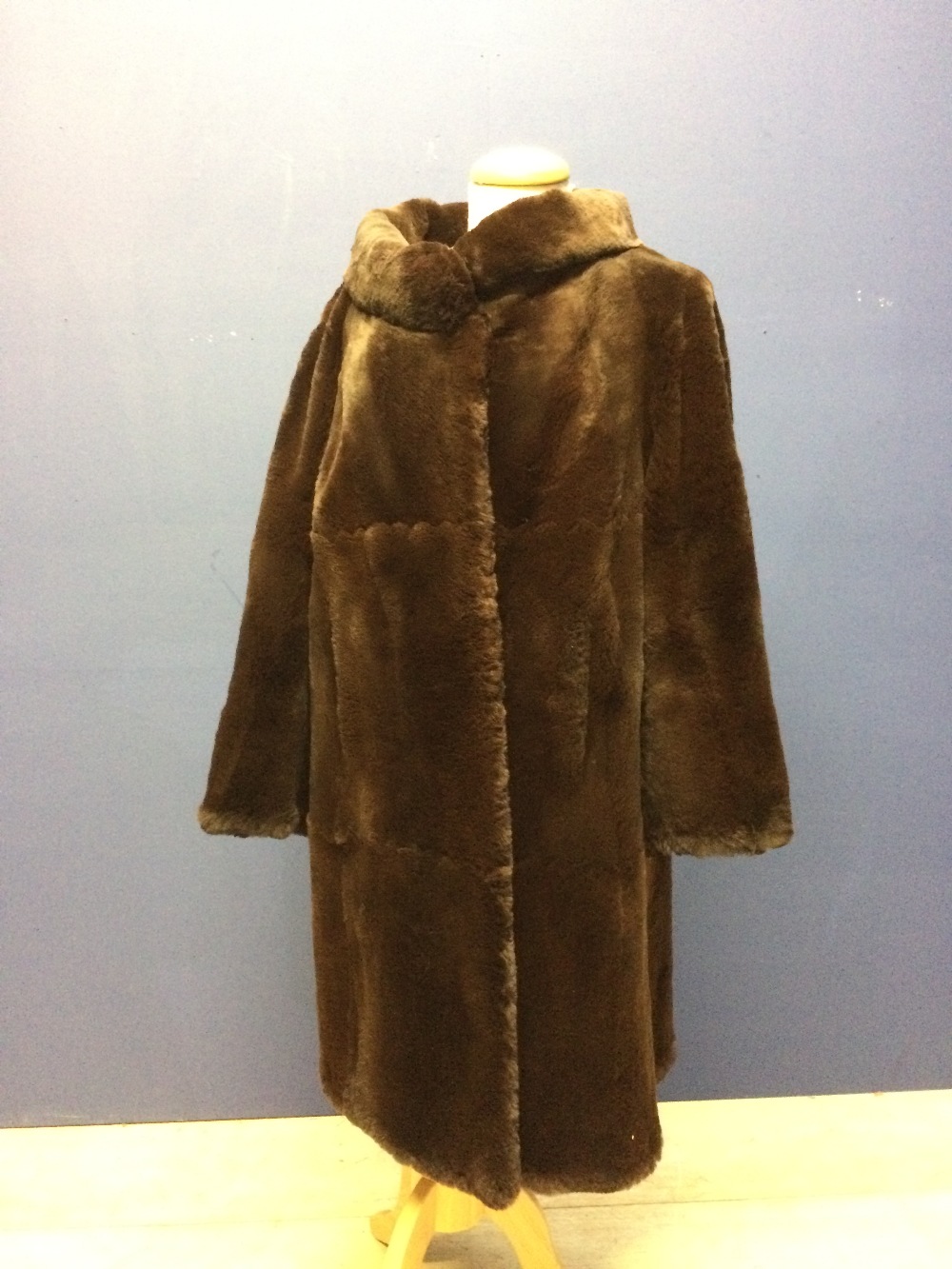 Ladies 3/4 length Fur coat by Elliston & Cavell Oxford