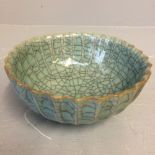 Oriental green crackleware bowl 13cm dia