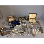 General household clearance qty silverware & plate