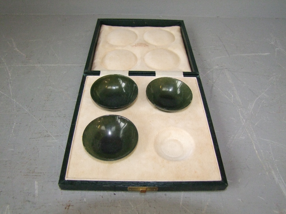 Set of 3 (of 4) spinach jade miniature bowls in fitted case retained by H Simmonds 60-61 & 3 others - Image 2 of 2