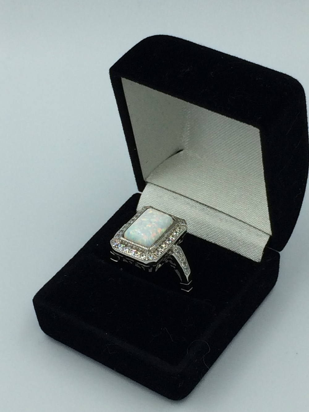 Silver cubic zirconia & opal ring - Image 3 of 3