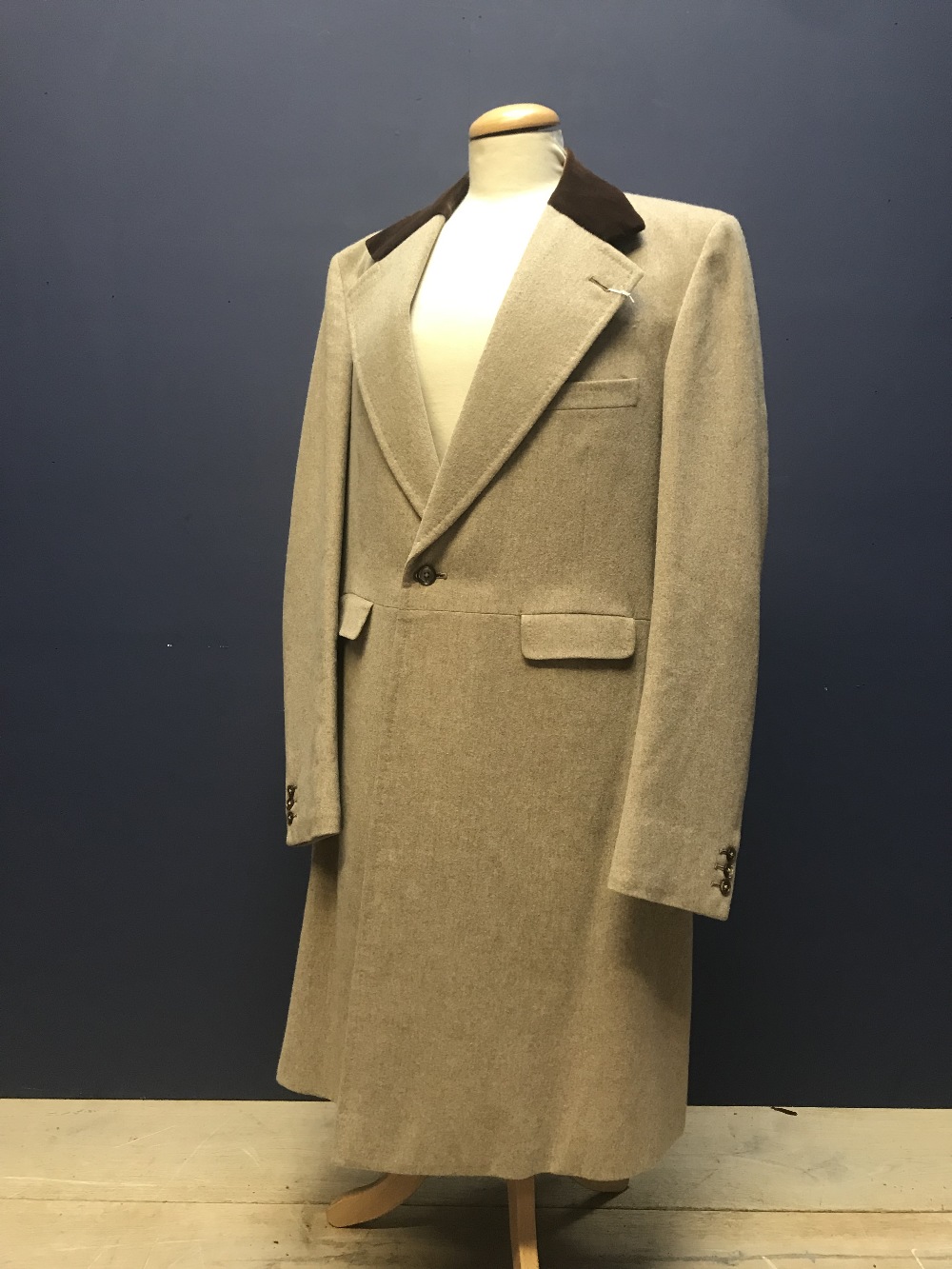 Savile row beige frock coat with brown silk velvet collar