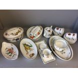 Quantity of Worcester Evesham pattern dinner wares