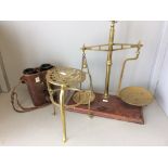 Brass scales, brass trivet & pair of binoculars (damaged)