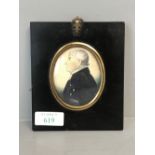 Oval miniature of a C19th gentleman