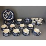 8 Pieces Churchill breakfast service