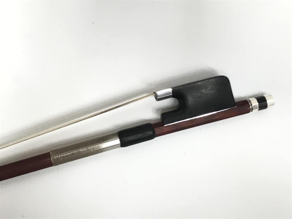 Modern English cello bow silver mounted - Image 2 of 2