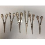 6 silver handled glove stretchers (only the handles are hallmarked silver)