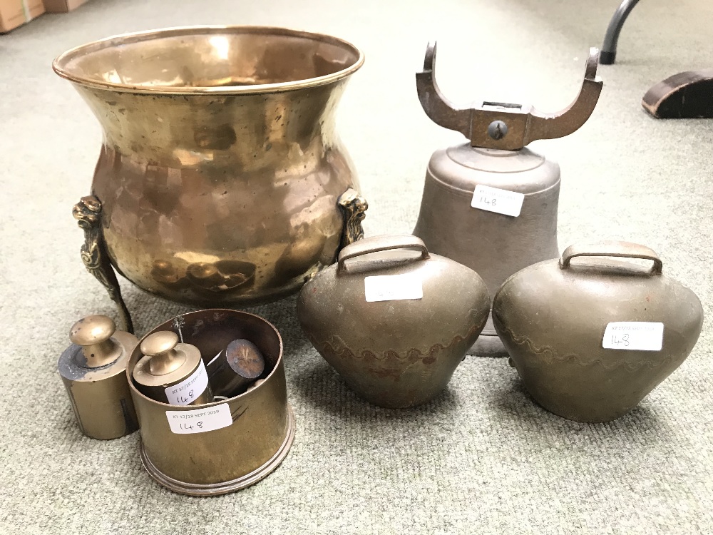 Brass jardiniere, large bell (clanger missing), 2 brass cow bells, end of 1918 shell case & some