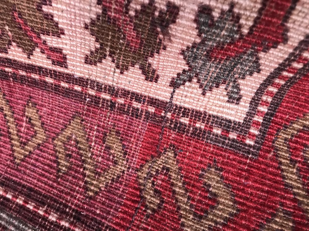 Antique Anatolian rug 2.48 X 1.91m - Image 2 of 3