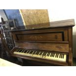 Upright piano