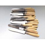 Set of 24 table & dessert knives