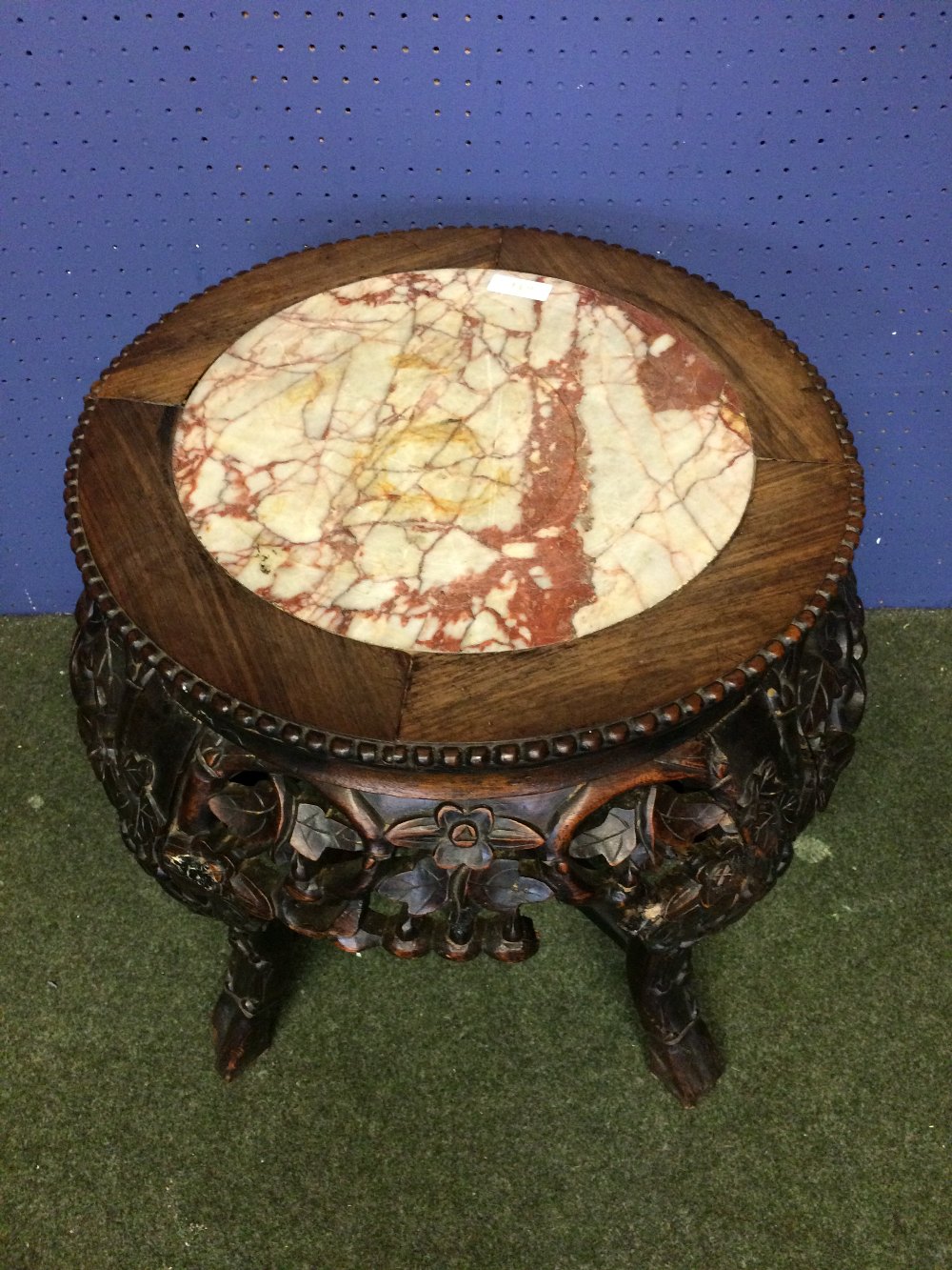 Small delicately carved Chinese hardwood stand with marble top 49 x 46 cm - Image 2 of 2