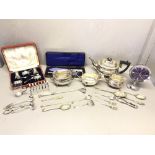 Qty of silver plate to include 3 piece tea set, fish servers, cased set of mustard pot, 2