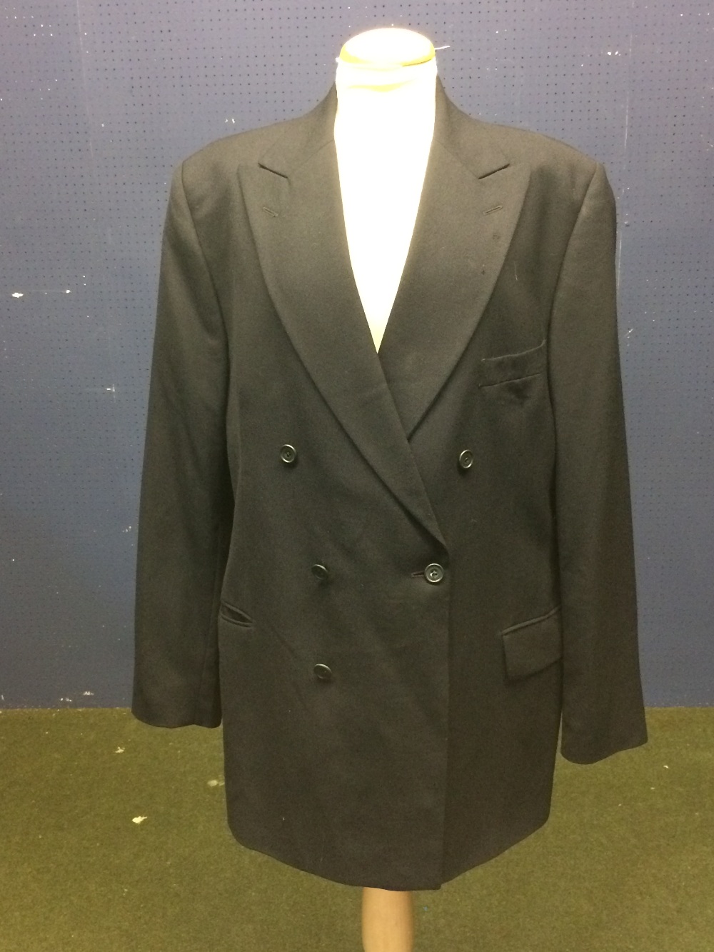 Hackett double breasted gentleman's navy blazer size 40-42