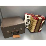 Honer Student V accordion (cased)