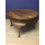 Heavy oak circular coffee table 91 cm dia