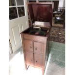 1950s Apollo wind up gramophone in mahogany cabinet