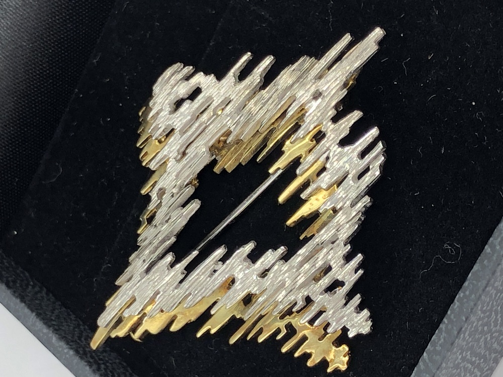 14ct gold brooch - Image 2 of 3