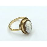 9ct Gold cameo ring 2.94g size O