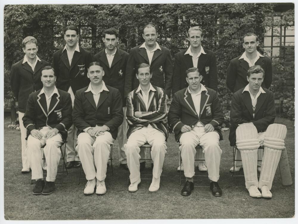 Kent C.C.C. 1940s-1960s. Six original mono press and official photographs of Kent teams for the