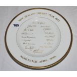New Zealand 1973. Royal Worcester bone china plate produced by the factory to commemorate the New