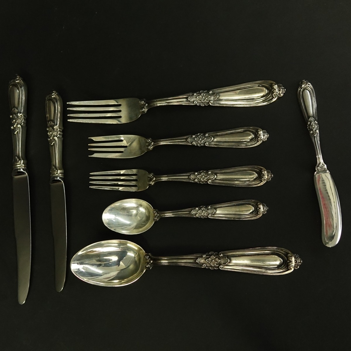 96 Pieces Buccellati Esteval Flatware - Image 2 of 7