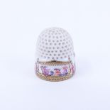 Mid 18C Meissen Porcelain Thimble Chinoiserie scen