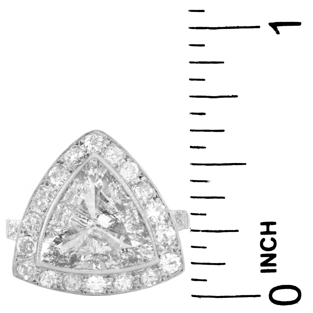 4.12ct TW Diamond and Platinum Riing - Image 5 of 5