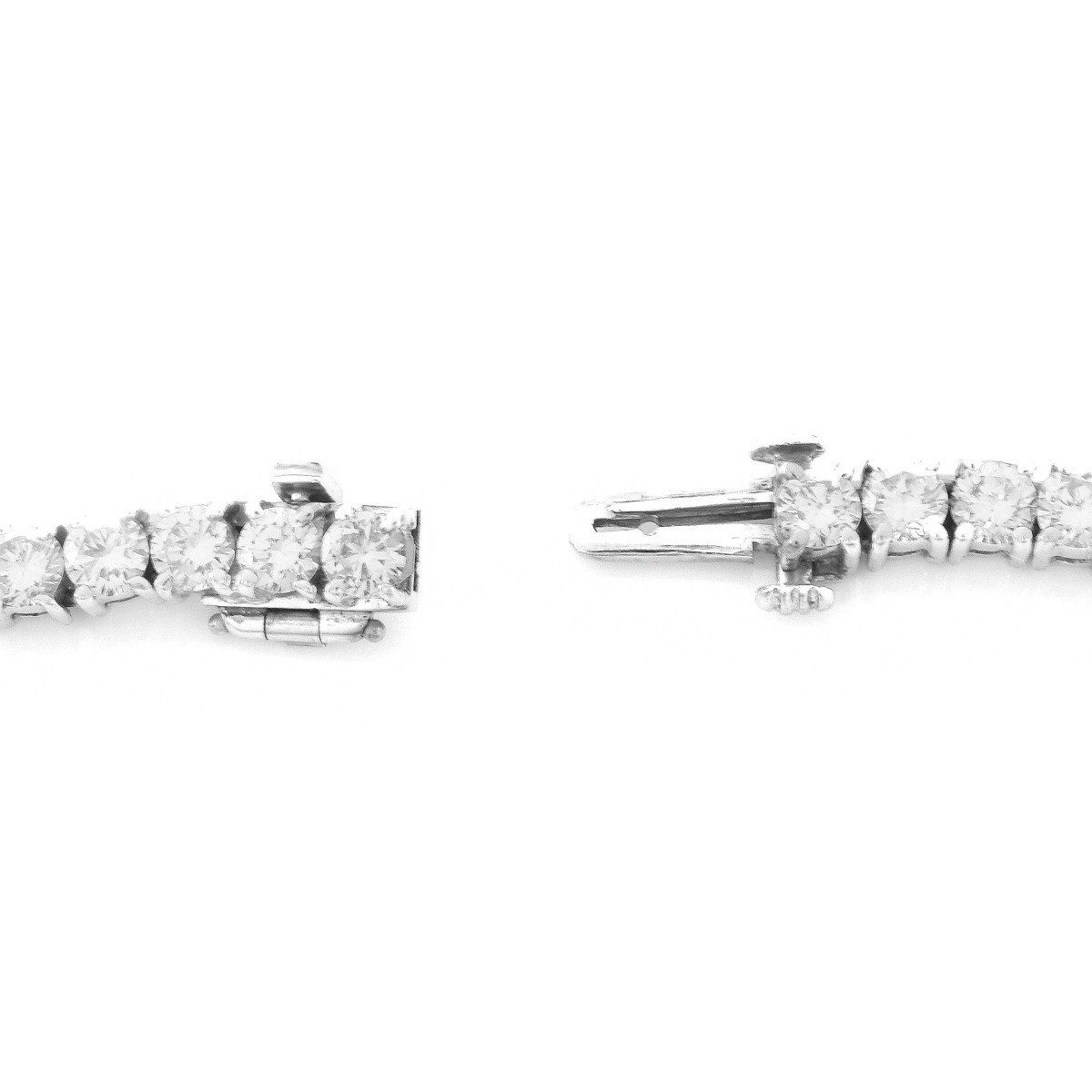 GIA 25.72 Carat TW Diamond and Platinum Necklace - Image 5 of 5