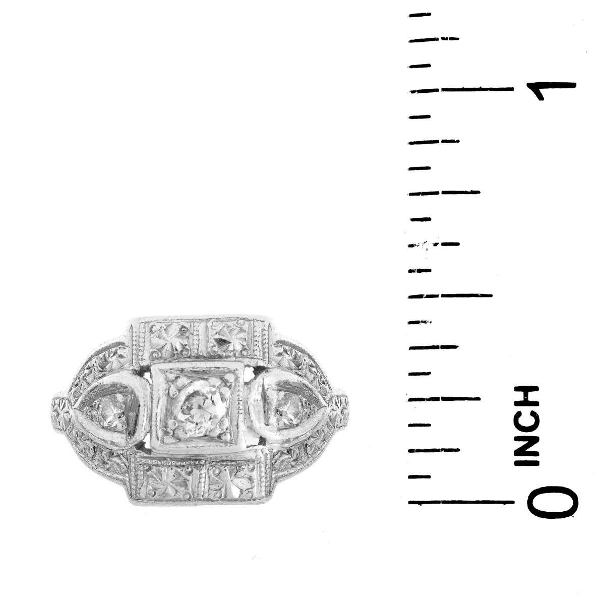 Art Deco Diamond and Platinum Ring - Image 6 of 6