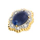 22.0ct Sapphire, Diamond and 18K Ring