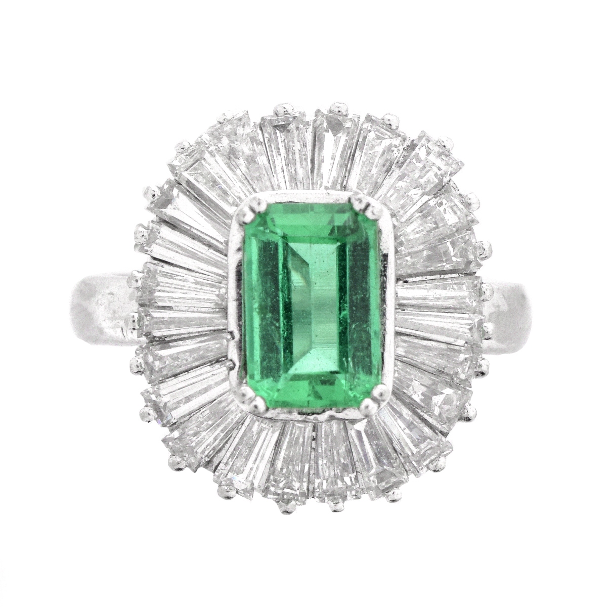 Emerald and Diamond Ring - Image 2 of 6
