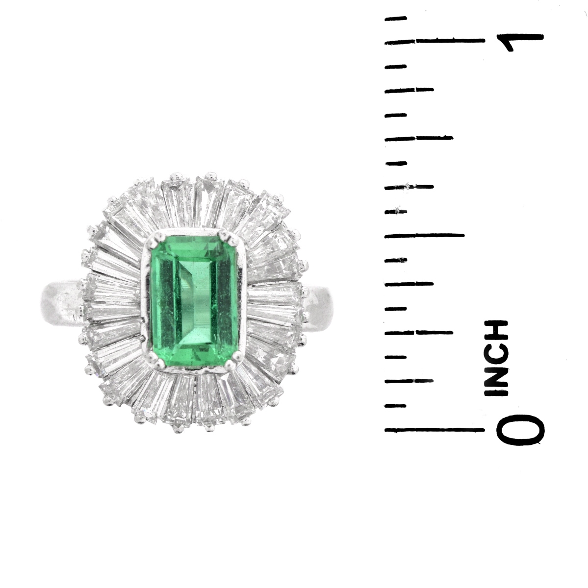 Emerald and Diamond Ring - Image 5 of 6