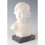 Umberto Stiaccini (Ital.19th/20th century) - Carved white marble bust of a child, raised on veined