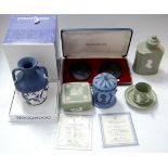 A limited edition Wedgwood tri-colour Royal Wedding collection 1981 teapoy, No.754 of 1000, with